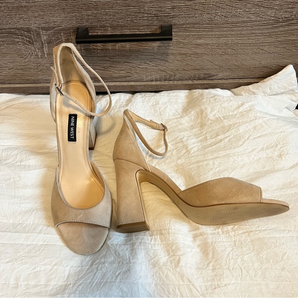 Nine West Shoes - Nine West Suede Heels